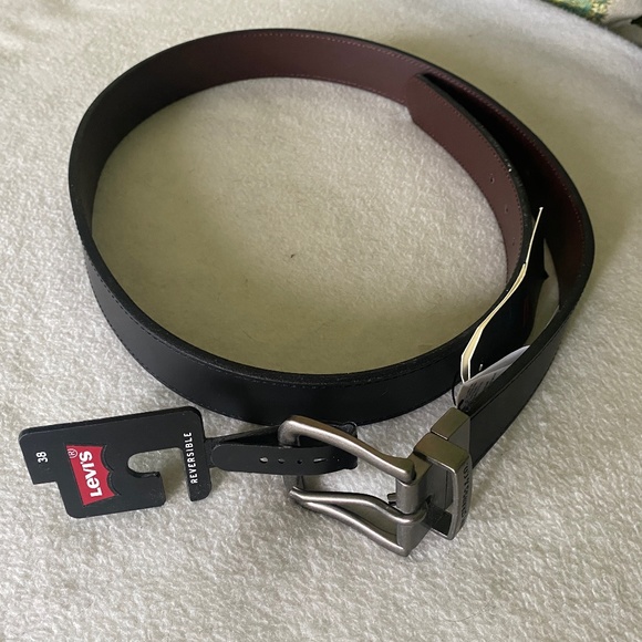 Levi’s Reversible Belt - Picture 1 of 5